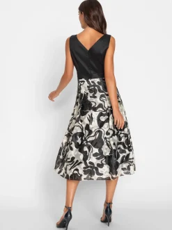 A-Linien-Kleid