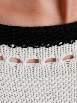 3/4 Arm-Pullover mit platziertem Lochmuster