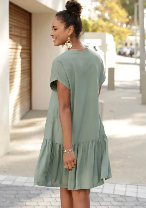 Blusenkleid