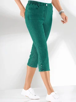 Caprijeans mit Nieten-Verzierung