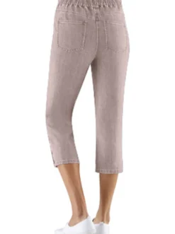 Caprijeans mit Nieten-Verzierung