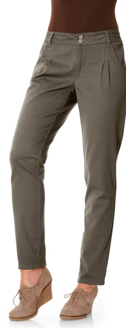 Chinohose in Karotten-Form