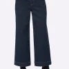 Culotte mit Schmuckknopf vorne