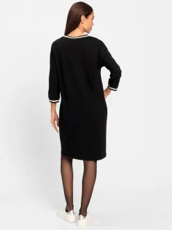 Freizeitkleid im Athleisure-Look