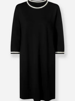 Freizeitkleid im Athleisure-Look