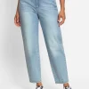 Jeans im Mom-Schnitt
