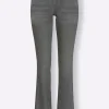 Jeans in formstabiler Stretch-Qualität