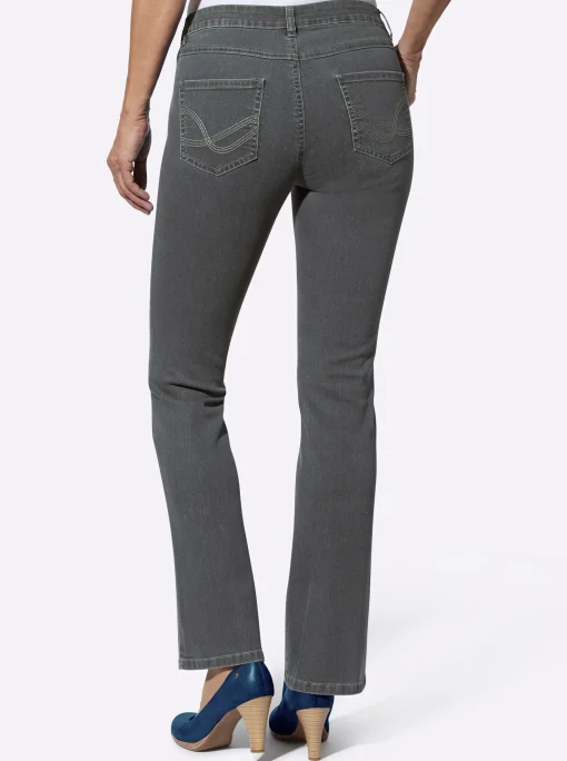 Jeans in formstabiler Stretch-Qualität