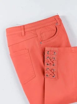 3/4-Jeans mit Bändchen-Verzierung