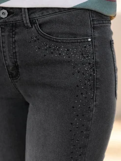 Jeans mit Glitzersteinchen