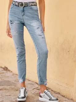 Jeans mit Lettering