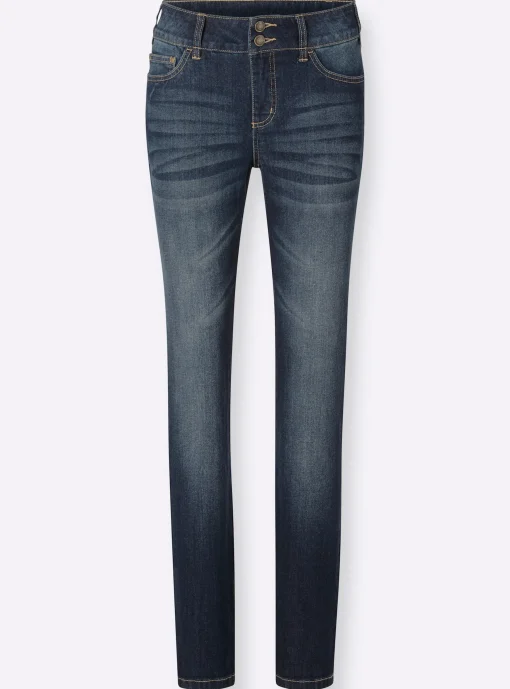 Jeans mit Nieten an den Taschen