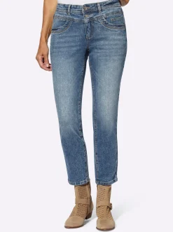 7/8-Jeans mit Nietenverzierung