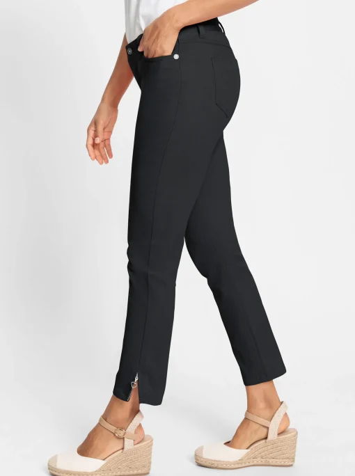 Jeans mit Reißverschluss am Bein