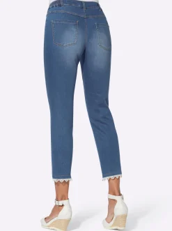 7/8-Jeans mit Spitze am Beinabschluss