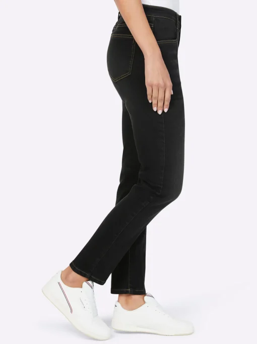 Jeans mit Teilnungsnähten
