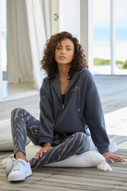 Kapuzensweatjacke
