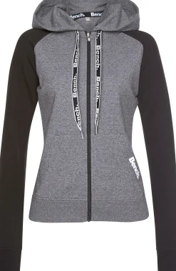 Kapuzensweatjacke