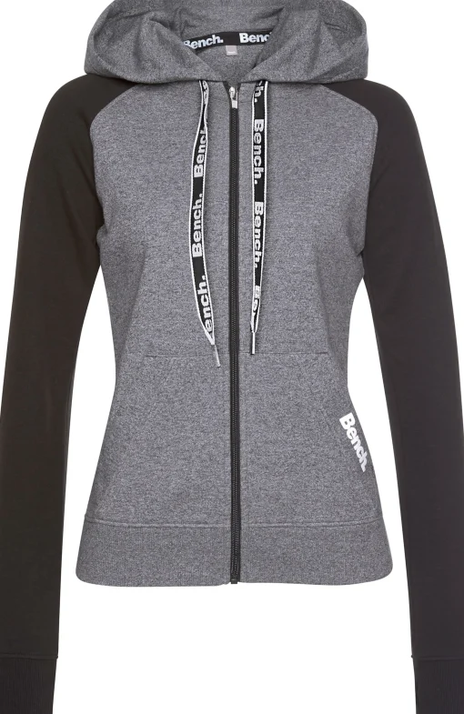 Kapuzensweatjacke