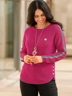 Langarm-Pullover mit Zierknöpfen