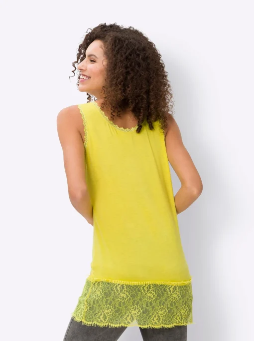 Longtop mit Spitze am Saum