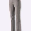 5-Pocket-Jeans mit dezent ausgestelltem Bein