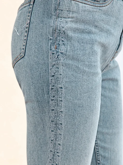 5-Pocket-Jeans mit hohem Stretch-Anteil