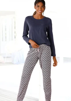 Pyjama