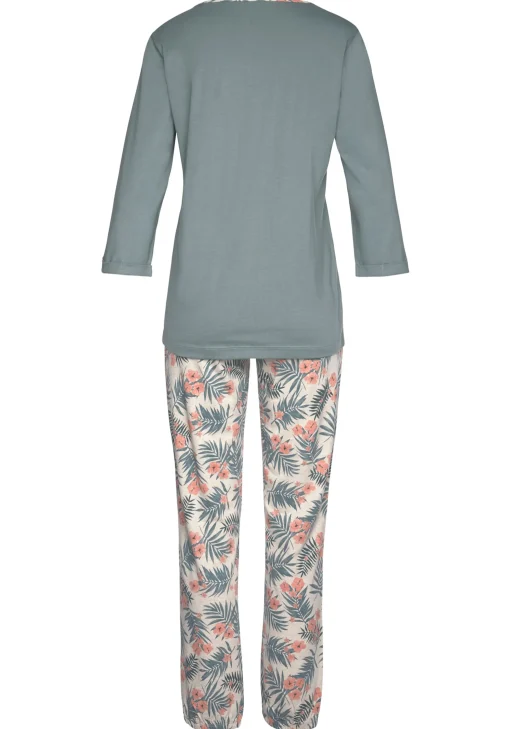 Pyjama