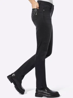 Röhrenjeans mit Nieten