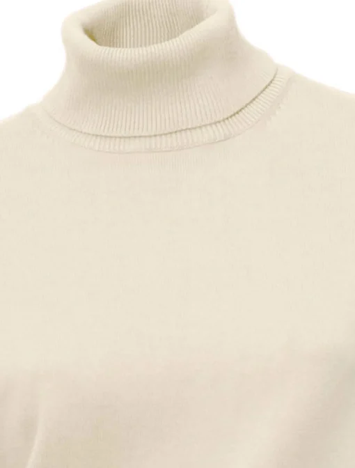 Rollkragenpullover in Feinstrick-Qualität