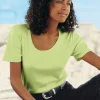 Rundhalsshirt in geradem Schnitt
