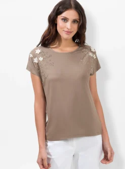 Rundhalsshirt mit Blüten-Applikation und Stickerei