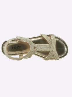 Sandale im Metallic-Look