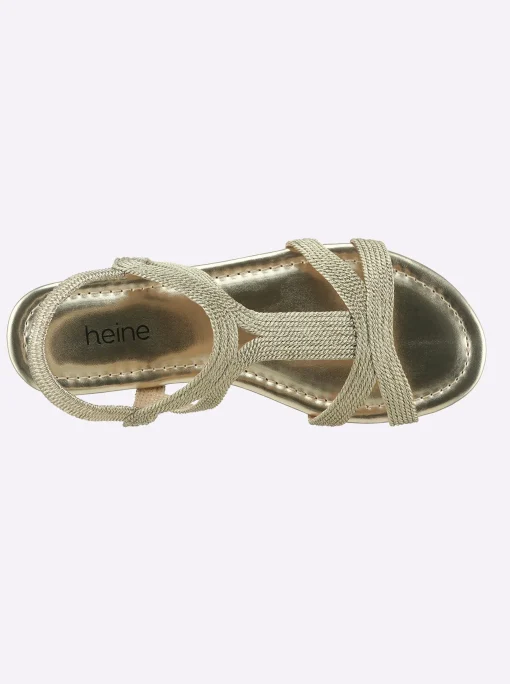 Sandale im Metallic-Look