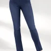 Schlupfjeans mit geripptem Strick-Dehnbund