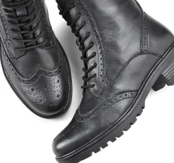 Schnürboots