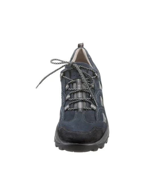 Schnürschuh