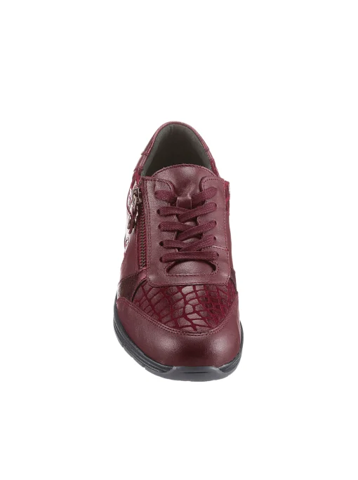 Schnürschuh