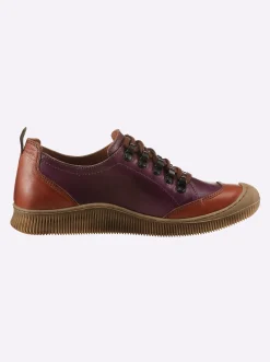 Schnürschuh