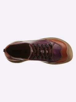 Schnürschuh
