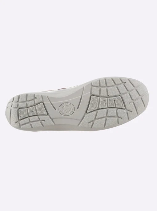 Schnürschuh aus Nubukleder