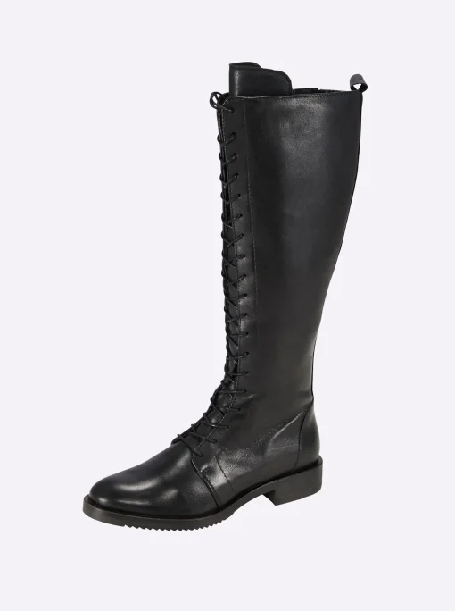 Schnürstiefel