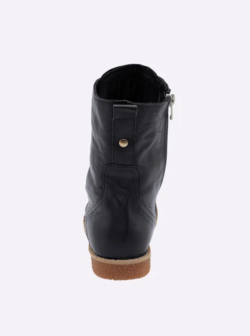 Schnürstiefelette