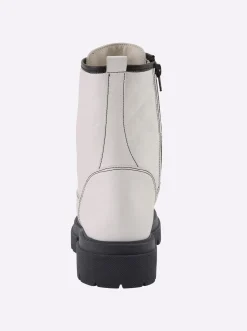 Schnürstiefelette