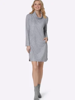 Shirtkleid mit abgerundeten Seitenschlitzen