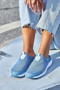 Slip-On Sneaker