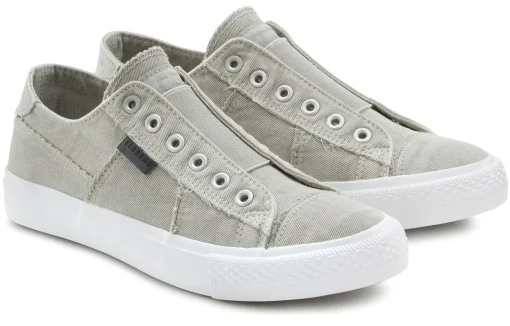 Slip-On Sneaker