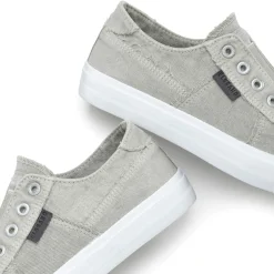 Slip-On Sneaker