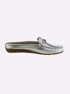 Slipper in Mokassin-Machart